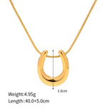 Load image into Gallery viewer, Lucky horseshoe necklace