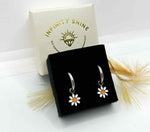 Load image into Gallery viewer, Daisy hoops