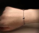 Load image into Gallery viewer, Dainty heart bracelet