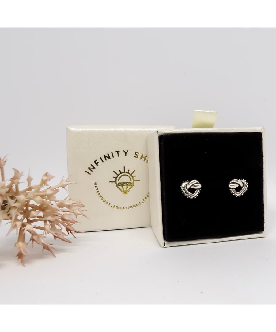Felicia heart earrings