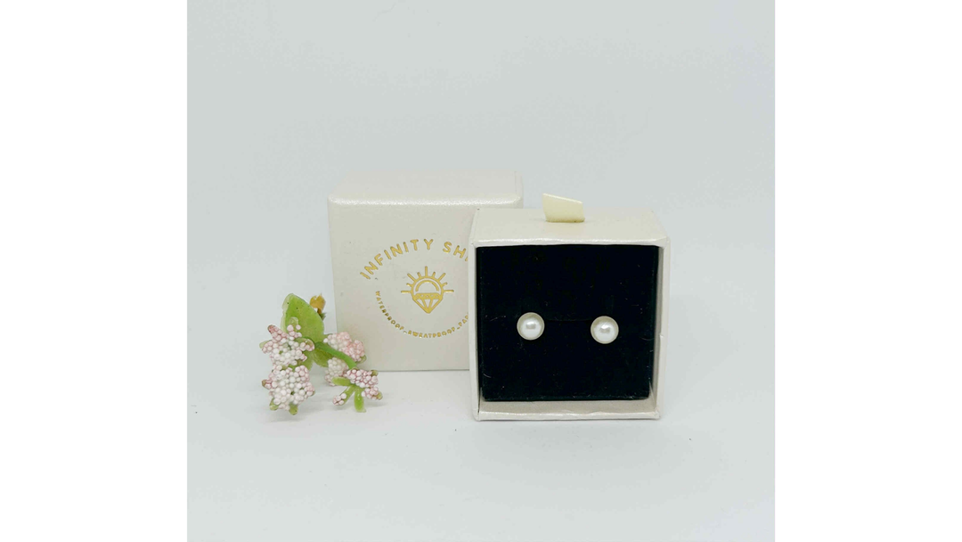 Pearl Studs
