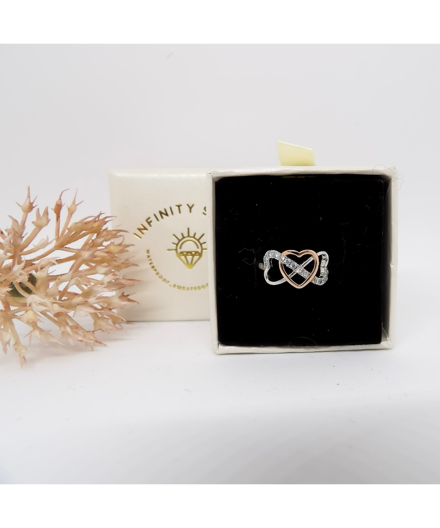 Triple hearts ring