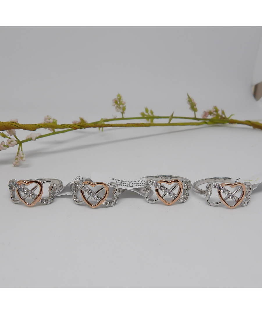Triple hearts ring