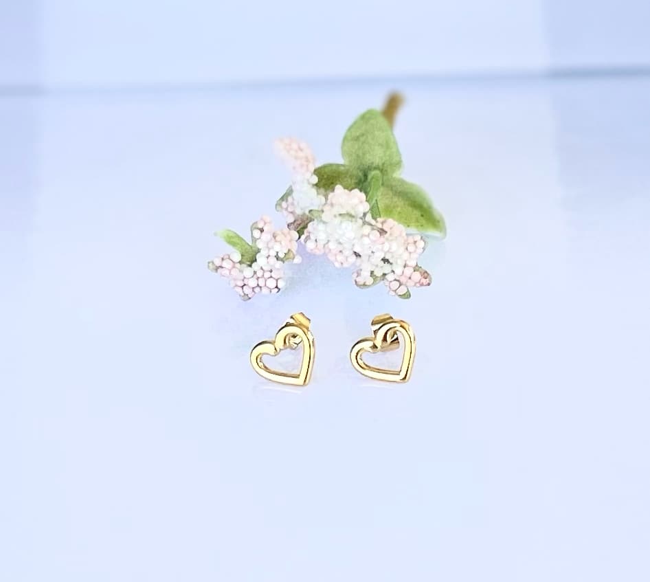 Valentine Studs