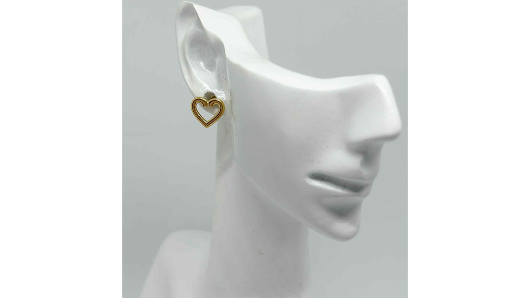 Valentine Studs