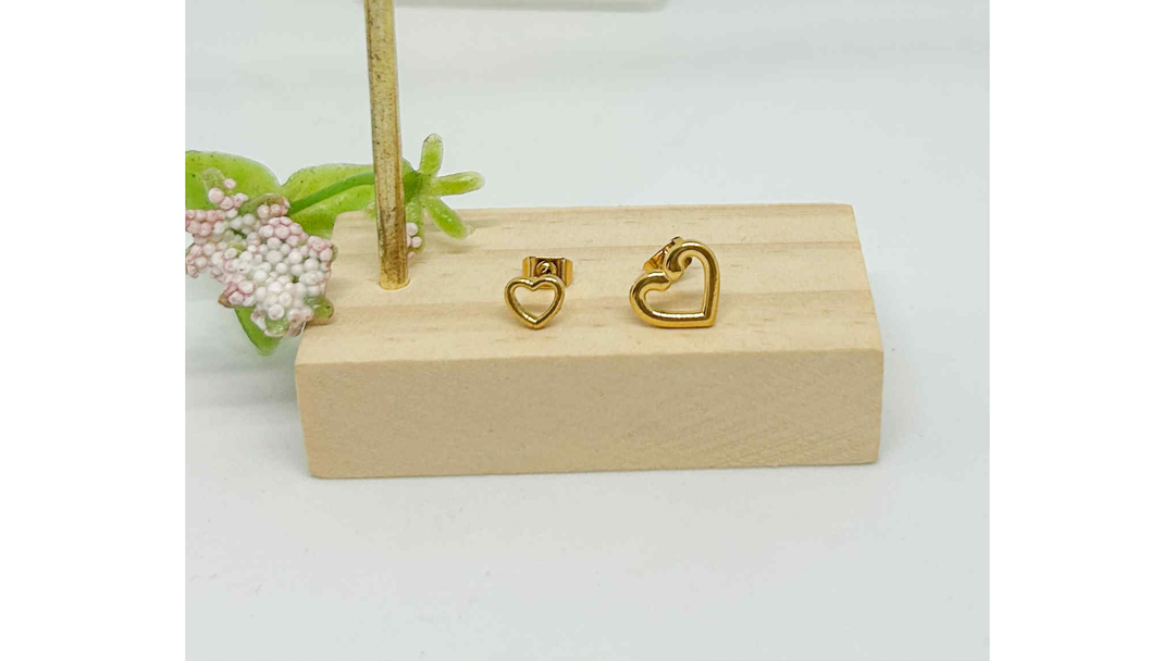 Valentine Studs