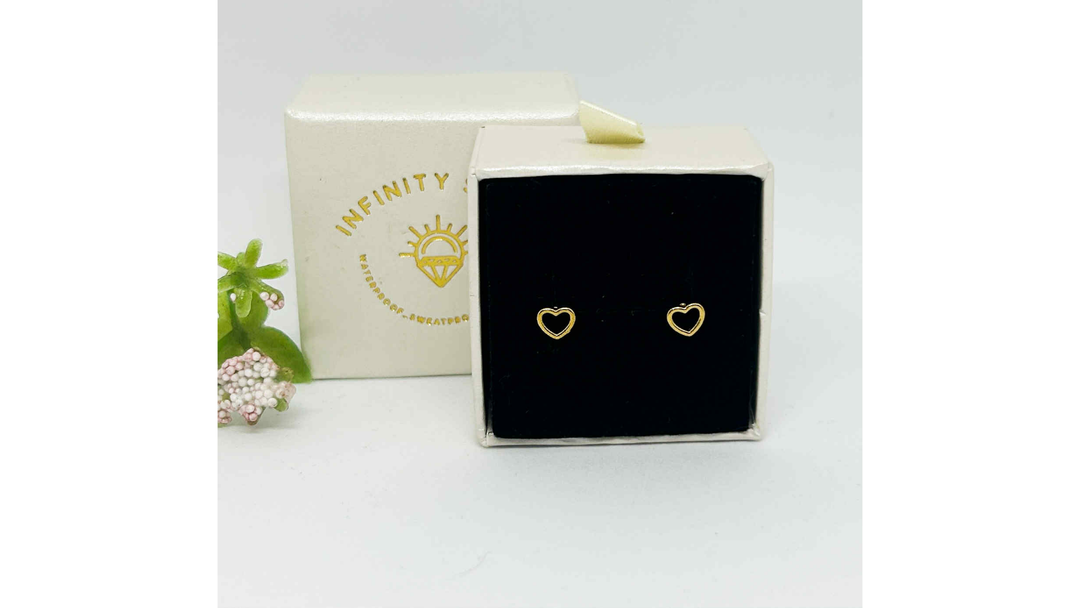 Valentine Studs
