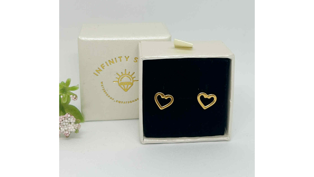 Valentine Studs